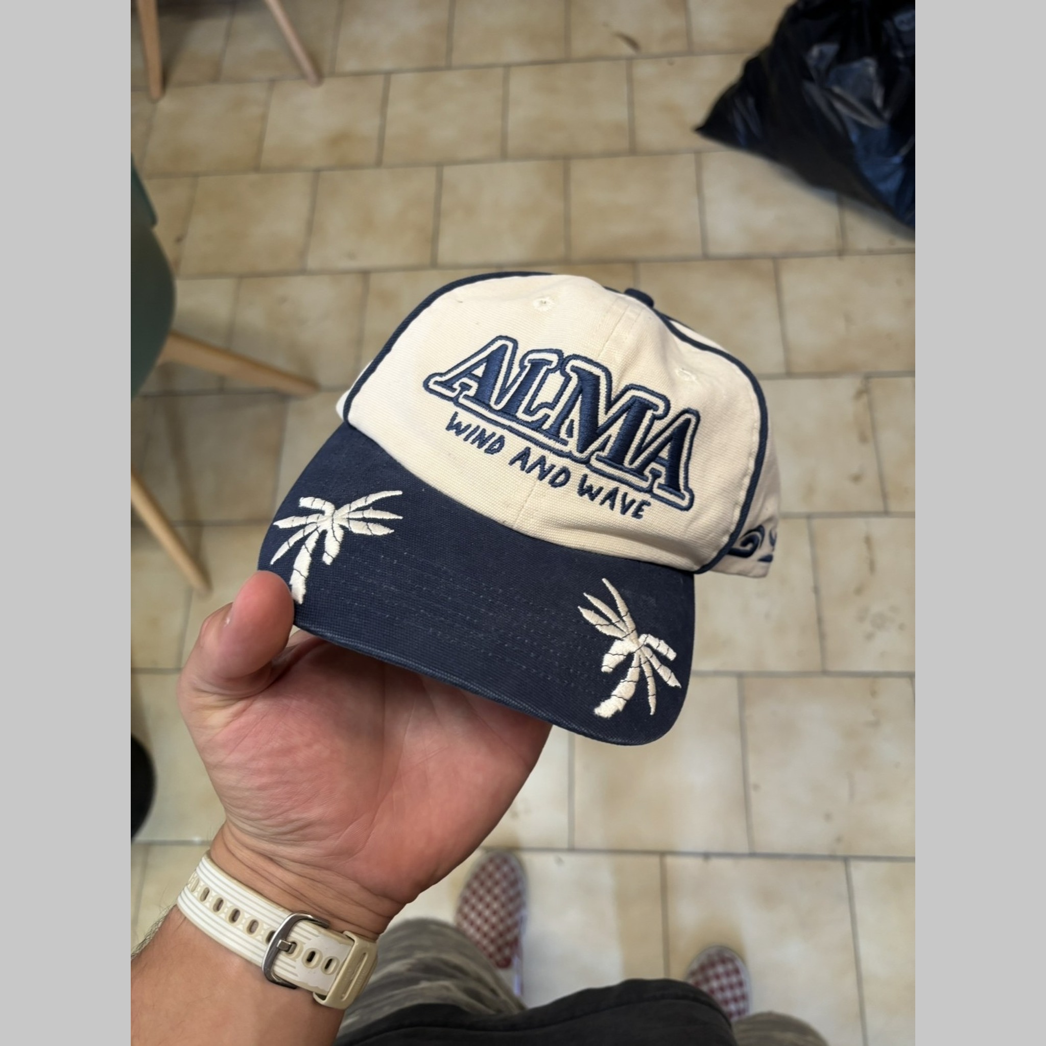 Avant casquette
